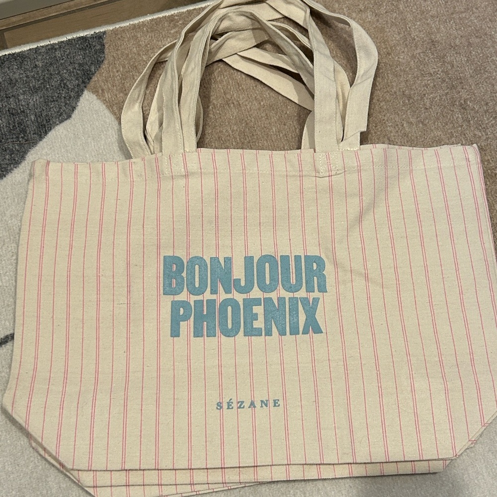 Sézane bonjour phoenix tote 
Brand new/ NO tag
1